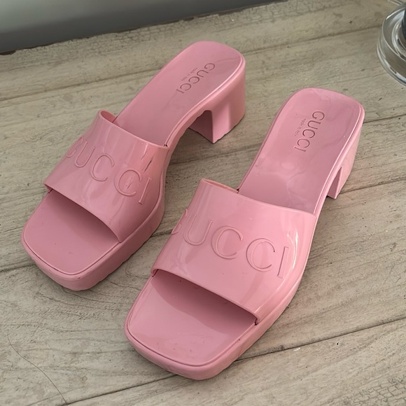 EUC Gucci Pink Rubber Mules Size 37 - Picture 1 of 8